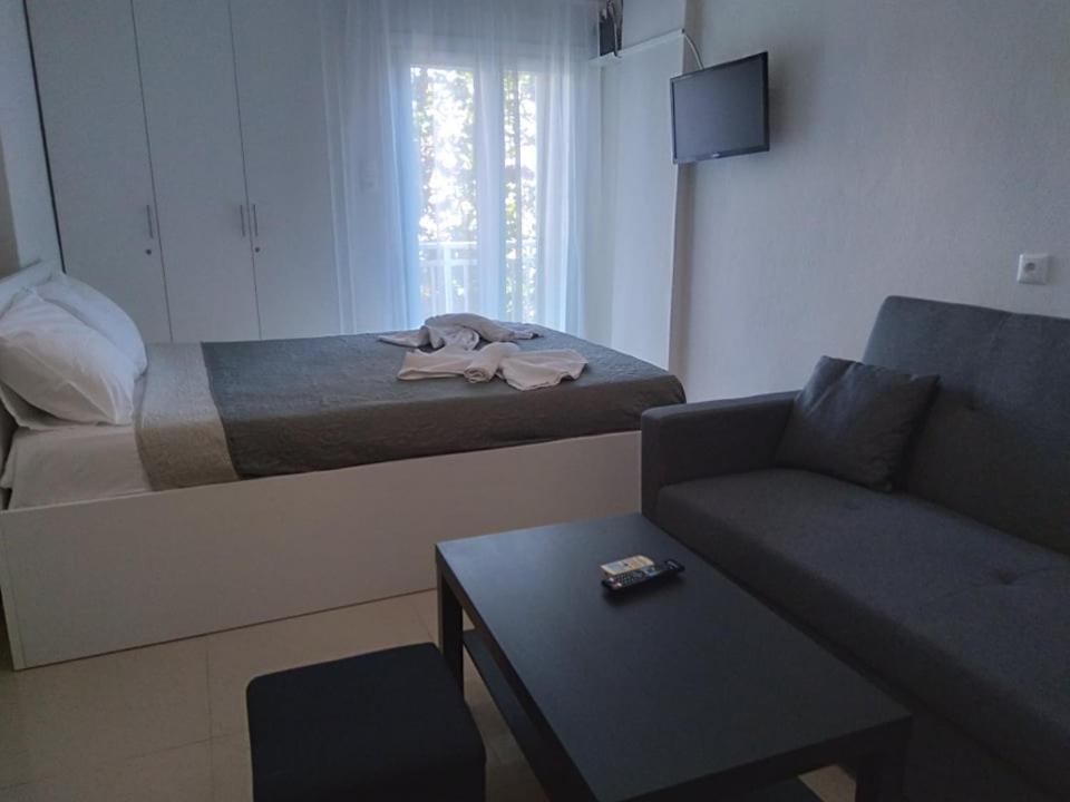 Ferienwohnung Little Beauty - Happyhostgr - In Platamonas Exterior foto