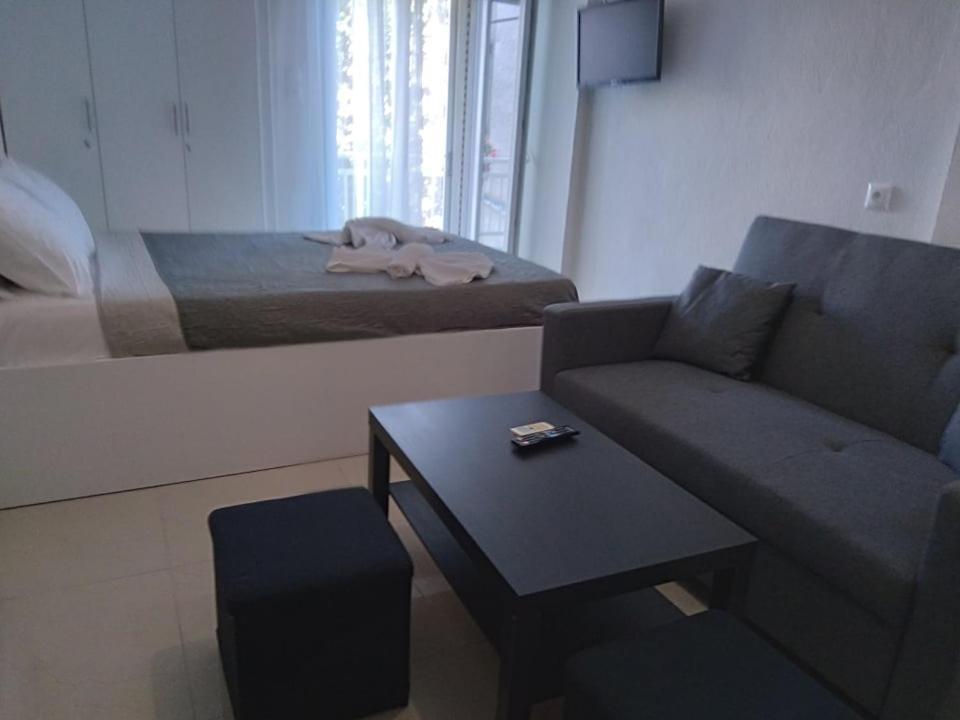 Ferienwohnung Little Beauty - Happyhostgr - In Platamonas Exterior foto
